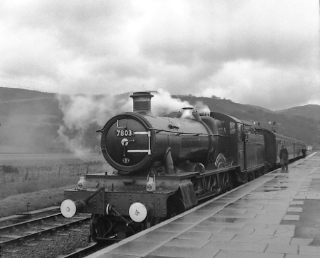 7803 at Dovey Junction. Photo by Adrian Vaughan